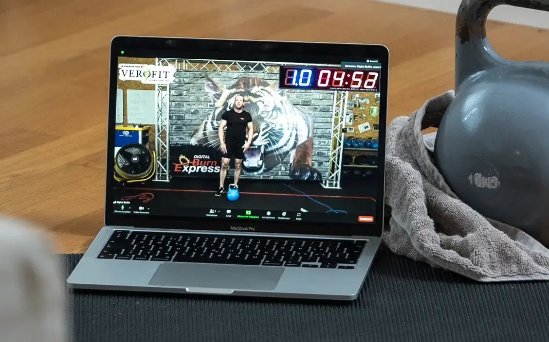 Laptop mit Digital Burn Express Livestream